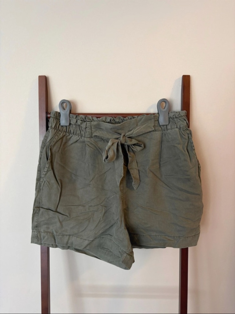 H&M Olive Green High-Waist Tie-Front Women’s Shorts